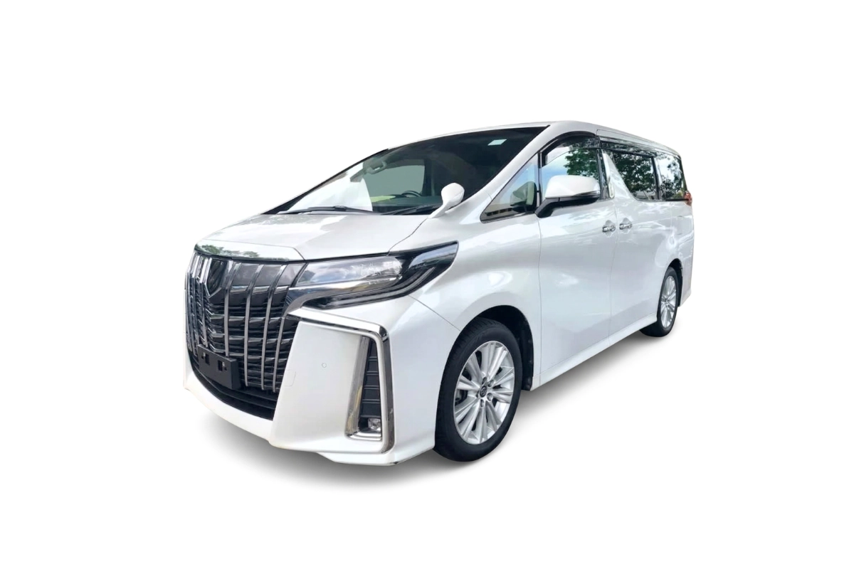 Standard middle row seats in Toyota Alphard 8 seater private car SG to JB