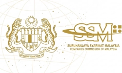Official gold icon for SSM (Suruhanjaya Syarikat Malaysia) company verification and corporate compliance services in Malaysia, featuring Jata Negara, shield, globe, and certificate.